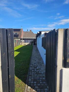 Blick auf Grundstück & Garten - 