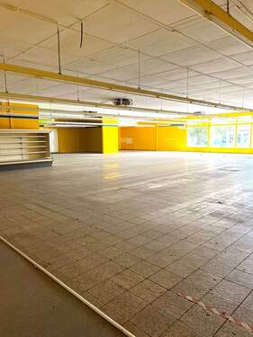 Verkaufsfläche - Gewerbeobjekt (Büro, Produktion, Verkauf) zum Kaufen in Salzwedel