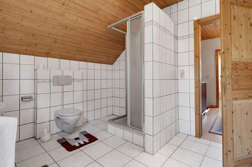 Badezimmer DG - 