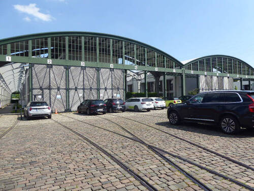 Innenhof/Parkplätze - 
