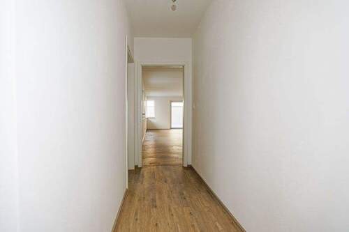 _V013606_DPL_2.1_LR_960.jpg - 