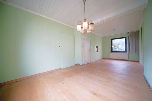 Wohn- und Esszimmer - 4 Zimmer Reihenendhaus zum Kaufen in Bremen