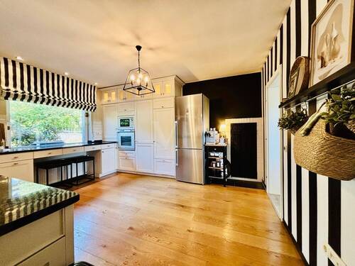 Küche - 9 Zimmer Einfamilienhaus zum Kaufen in Hohenahr