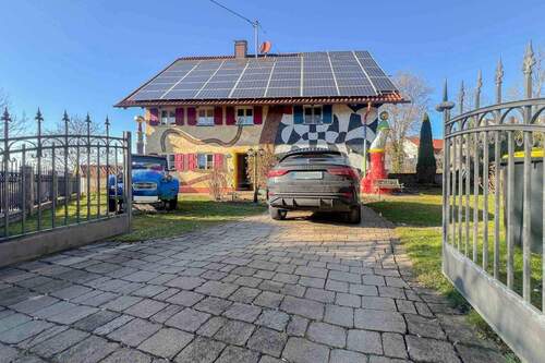 Eingang Süd-Seite - 6 Zimmer Einfamilienhaus zum Kaufen in Kirchheim