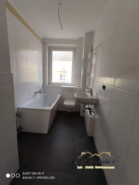 Badezimmer - nach Modernisierung - 