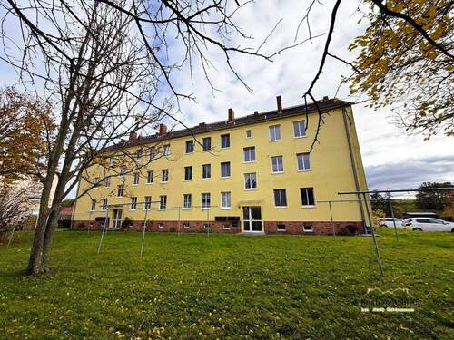 Ansicht hinten - 3 Zimmer Mehrfamilienhaus, Wohnhaus zum Kaufen in Döbeln OT Mochau