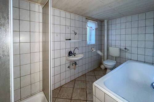 Badezimmer EG - 
