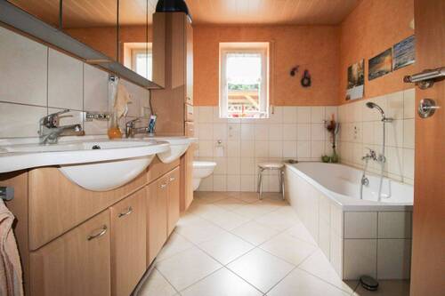 Bad EG Bild 1 - 