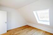 Zimmer 2 - 