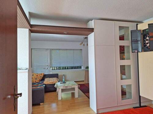 Blick zum Wohnzimmer - 
