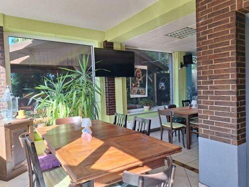 Wohnzimmer im Erdgeschoss - 