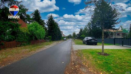 Straße - Grundstück in Berlin
