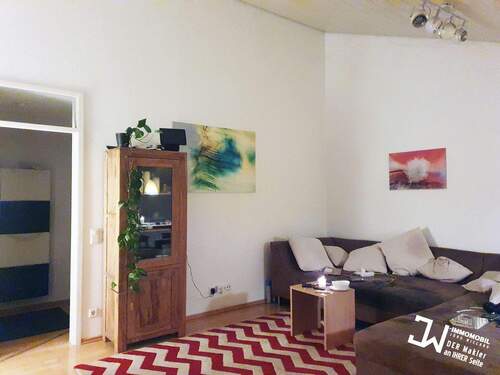 1 - Wohnzimmer 02 Kopie.jpg - 3 Zimmer Etagenwohnung in Leonberg