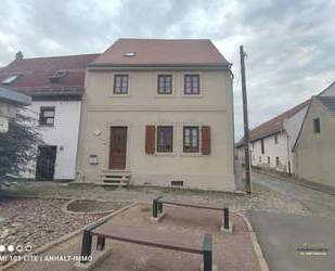 Wohnen wie im Eigenheim, 3-Raumwohnung mit Balkon - Zörbig