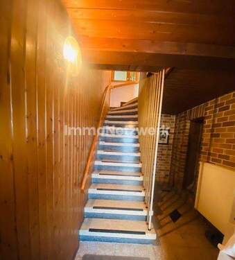 Eingang Treppenhaus Straßenseite - 