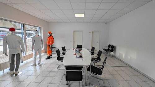 Verkaufs-/Büroraum - Büro in Neukirchen/Erzgebirge