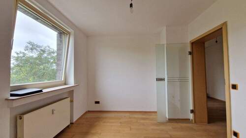 Kinder-/Arbeitszimmer - 