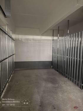 Stellfläche - Garage, Stellplatz zum Kaufen in München