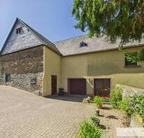 Einfamilienhaus mit Scheune |ca. 174 m² Wohnfläche | ca. 1045 m² Grundstücksfläche | Burgen Mosel