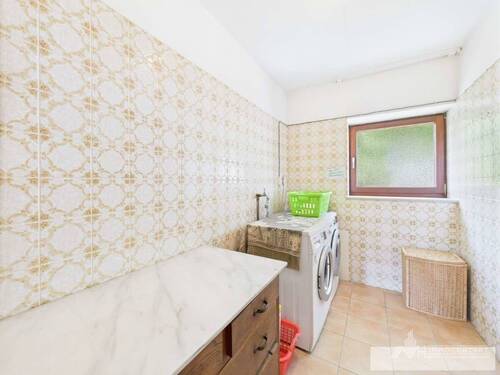 CAM04062G0-PR0033-STILL022 - 