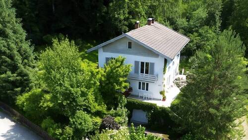 Luftaufnahme Frontansicht - Alpenblick trifft Wohnkomfort - Ein Unikat in Thansau b. Rosenheim