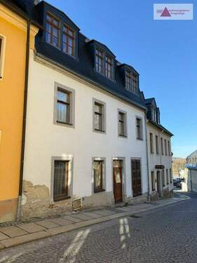 Hausansicht - 7 Zimmer Mehrfamilienhaus, Wohnhaus zum Kaufen in Annaberg-Buchholz