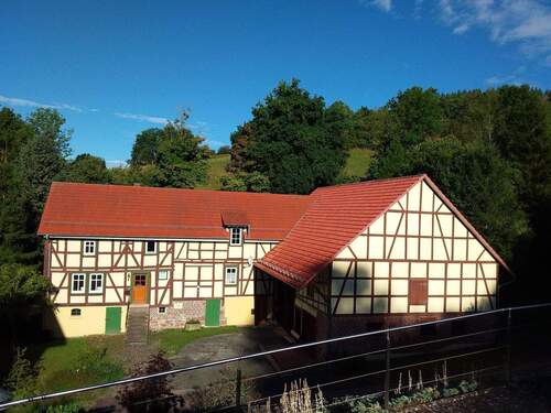 Bild 1 - Idyllischer Fachwerkhof in bester Lage von Kirchheim OT
