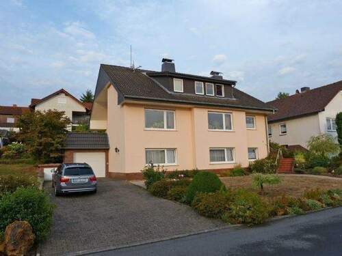 Hausansicht - 3 Zimmer Etagenwohnung zur Miete in Neuenstein