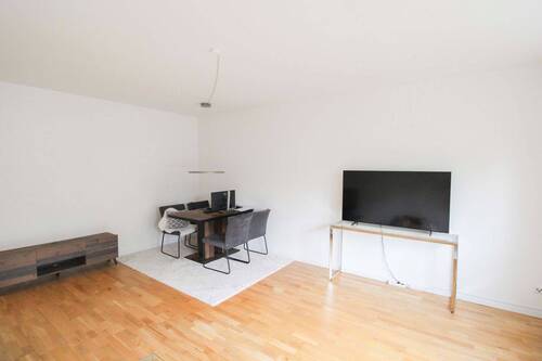 Wohnzimmer 2 - Etagenwohnung mit 60,00 m&sup2; in Krefeld zum Kaufen