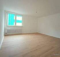 DU-Dellviertel, Fürstenstraße 1 - Frisch renovierte 2 ZKDB-Wohnung im 1.OG, fertig zum sofortigen zeitnahen Einzug !! - Duisburg