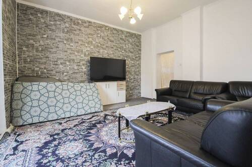 Wohnzimmer - 6 Zimmer Etagenwohnung in Krefeld