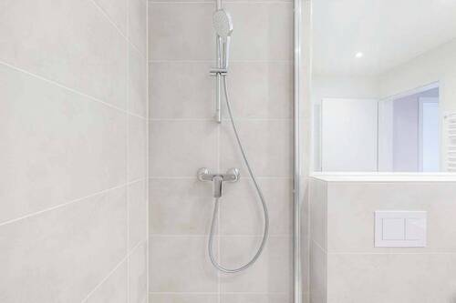 Badezimmer Ansicht 2 - 