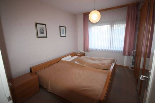 Schlafzimmer im Erdgeschoss - 