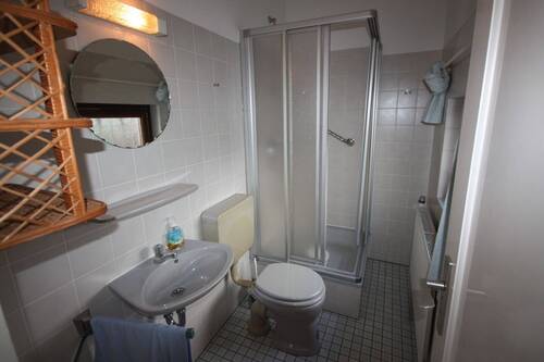 zusätzliches Duschbad im Erdgeschoss - 