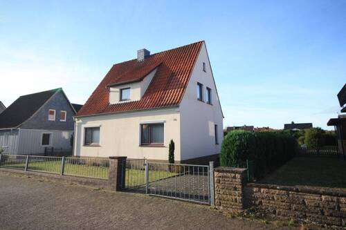 Nord-Ost-Ansicht - 6 Zimmer Einfamilienhaus in Verden