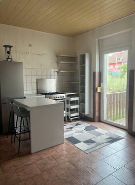 Einrichtung KI generiert - 5 Zimmer Einfamilienhaus in Völklingen