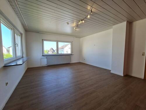 20240430_113802.jpg - 6 Zimmer Einfamilienhaus zum Kaufen in Seligenstadt