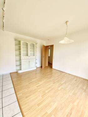 und Fläche für einen Esstisch - 