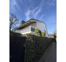 Großzügige Doppelhaushälfte in bester und sehr ruhiger Lage von Hamburg-Volksdorf