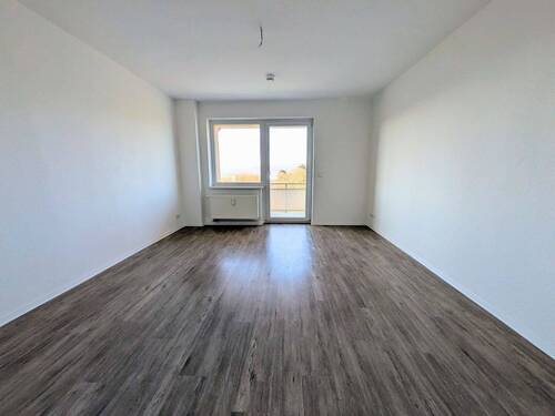 Wohnzimmer.jpg - Etagenwohnung mit 87,20 m&sup2; in Gera zur Miete