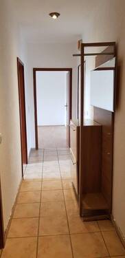 Bild 2 - 3 Zimmer Etagenwohnung zum Kaufen in Saarbrücken - Burbach