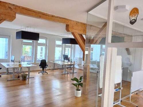 Schreibtischplätze und Meetingraum - Büro zur Miete in Hamburg