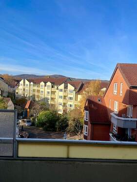 Blick vom Balkon - Etagenwohnung mit 66,50 m² in Baunatal zur Miete