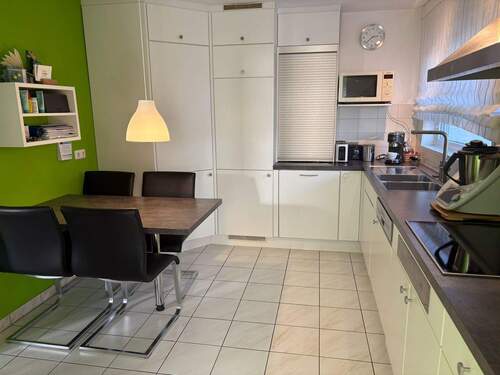 Küche - Doppelhaushälfte mit 150,00 m² in Dettenhausen zum Kaufen