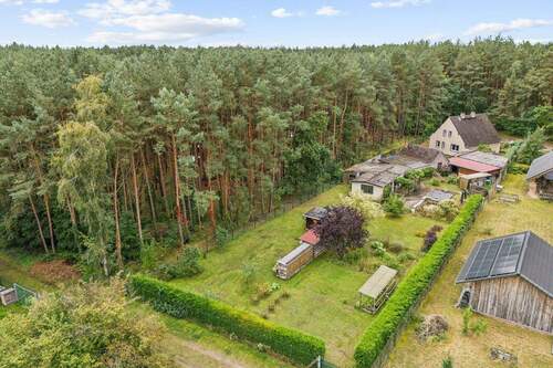 Hintere Einfahrt - Einfamilienhaus am Waldrand mit Baureserve und zwei Zufahrten