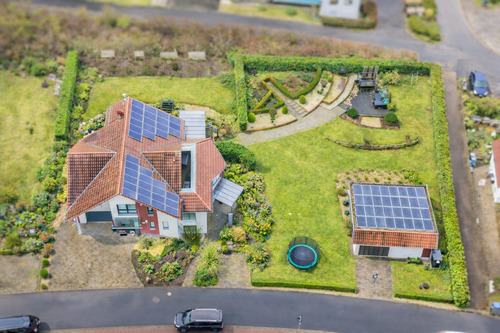 Luftaufnahme - 7 Zimmer Mehrfamilienhaus, Wohnhaus in hofbieber