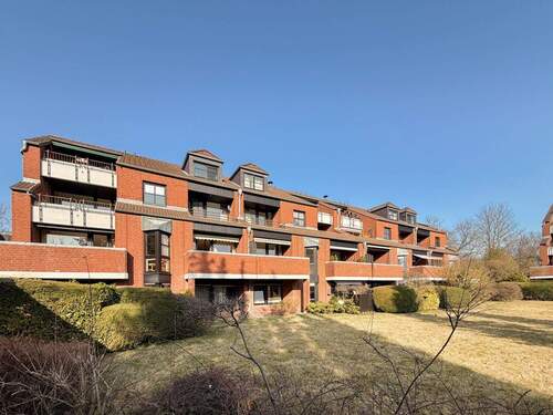 Hausansicht - 2 Zimmer Etagenwohnung zum Kaufen in Mönkeberg