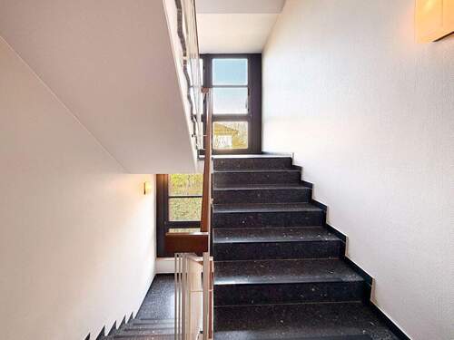 Treppenhaus - 2 Zimmer Etagenwohnung in Mönkeberg