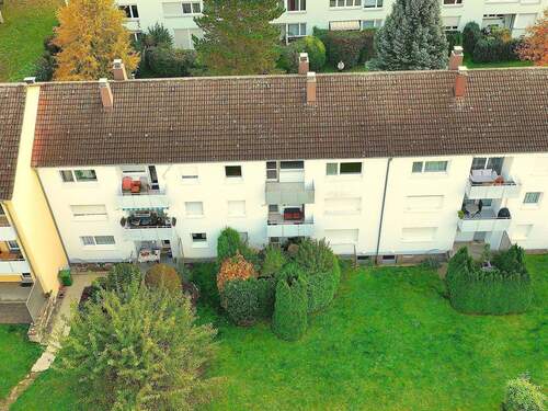 Hausansicht Westseite 2.OG Grünfläche u. Balkon - 