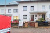 Außenansicht Straße - Platz für jede Lebensphase - Familienfreundliches Zuhause in Bennigsen